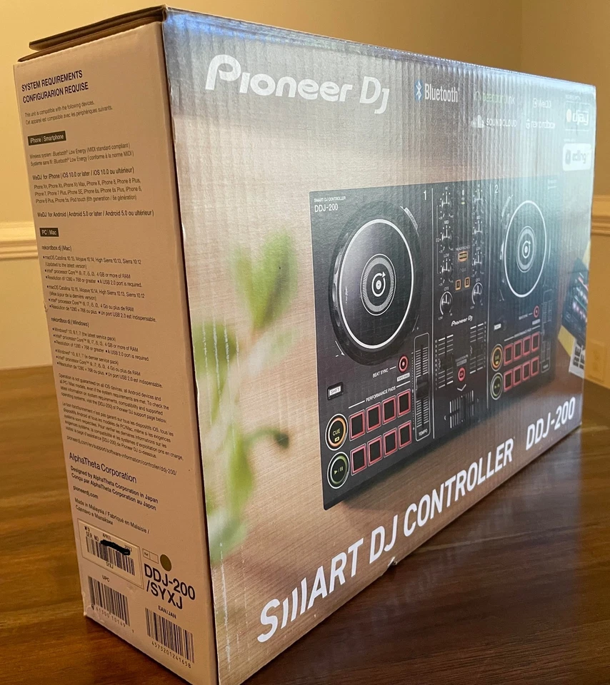 Pioneer DJ DDJ-200 2-Deck Rekordbox DJ Controller - Image 4 of 4