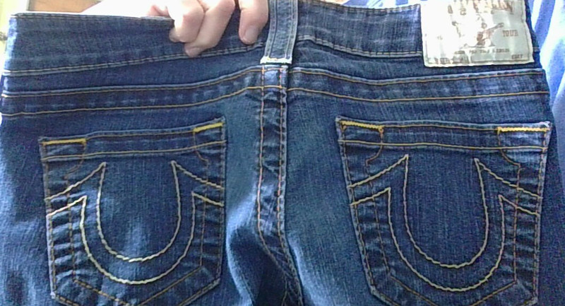 True Religion Blue Jeans Size 28 Waist Inseam 29 USA Med Wash Great Condition!