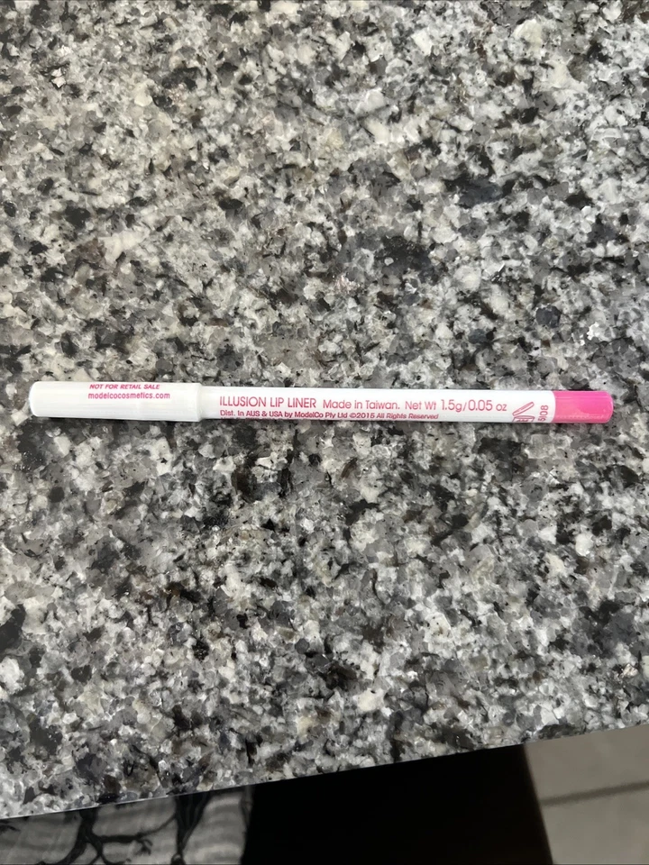 Delineador labial Model Co Illusion Ipsy edição especial - contorno labial nude - Imagem 3 de 4