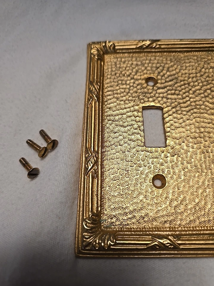 Placa de cubierta de interruptor eléctrico Sherle Wagner Gold Reed luz de 2 velocidades Foto 4 de 4