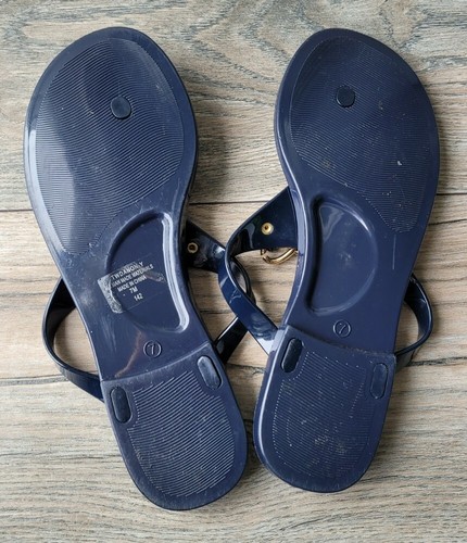 Tommy Hilfiger Women Gold Chain Blue Nautical Thong Sandal Striped Size 7 VGUC - Picture 4 of 4