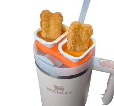 Tumbler Nugget Saucenhalter - Clip-On Dipp Tablett für Reisebecher
