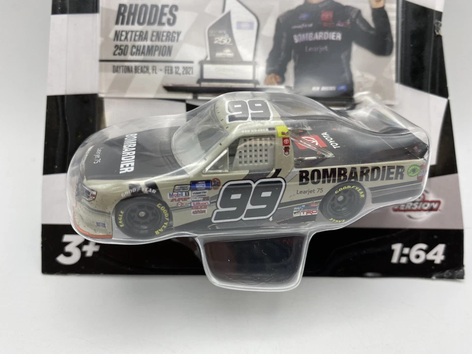 NASCAR Authenticics 1/64 2022 Wave 1 Ben Rhodes Bombardier 99 Toyota Tundera SG Foto 2 de 4