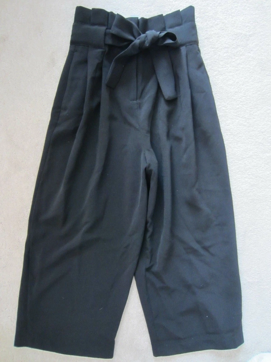 H&m store capri pants