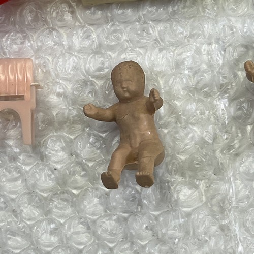 Vintage Dollhouse Furniture Lot As Is Ladder Stool Teeter Totter Incomplete Lot! - Picture 3 of 14
