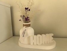 Deko Set Handarbeit, Vase mit Blumen, Tablet und Home Buchstaben 