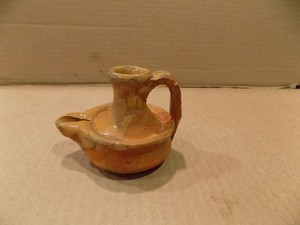 Terracotta Roman or Medieval Style 3 1/4" Hand Made Oil Lamp w/ Handle Vintage