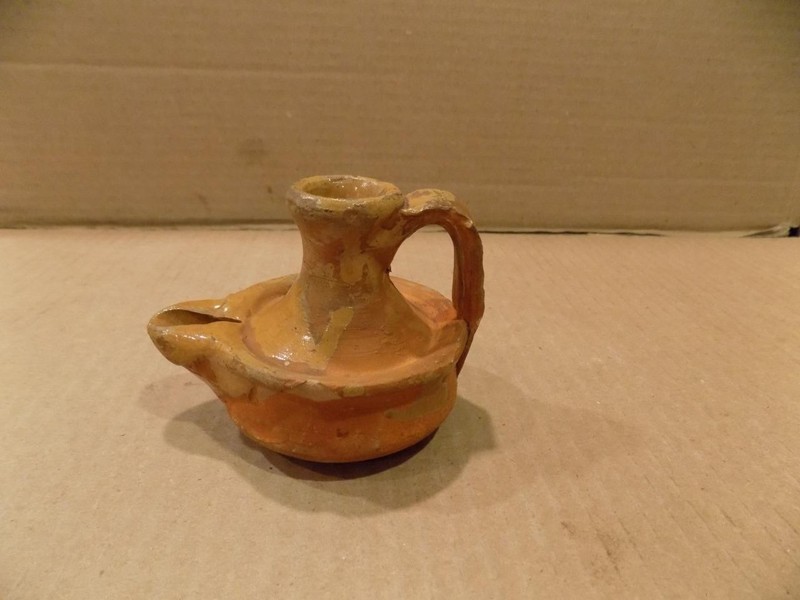 Terracotta Roman or Medieval Style 3 1/4" Hand Made Oil Lamp w/ Handle Vintage