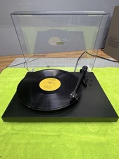 Pro-Ject DEBUT III Turntable W/ Ortofon super om 20 Cartridge Dustcover MINT CON