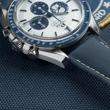 OMEGA Speedmaster Anniversary 310.32.42.50.02.001 Silver Snoopy Chrono 42mm B&P 4