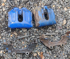 VW Golf MK4 3.2 V6 R32 Front Brakes Calipers Carriers 334MM