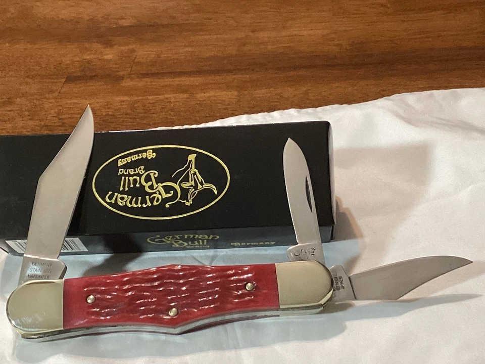 German Bull Jumbo Whittler Knife red bone, 5" closed, unused in box - Image 4 of 4
