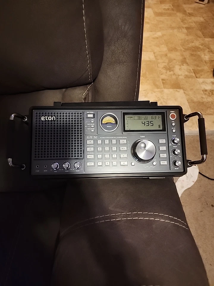 Eton Elite 750 FM Stereo Receiver with LW/MW/SW-SB/AIR PLL Synthesized - Image 2 of 4