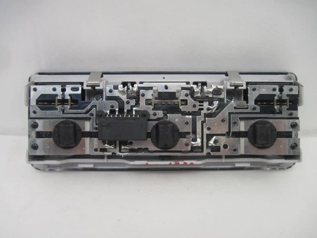 ROOF MOUNTED OVERHEAD CONSOLE BMW 330i 330xi 2004 04 667158 Foto 3 de 4