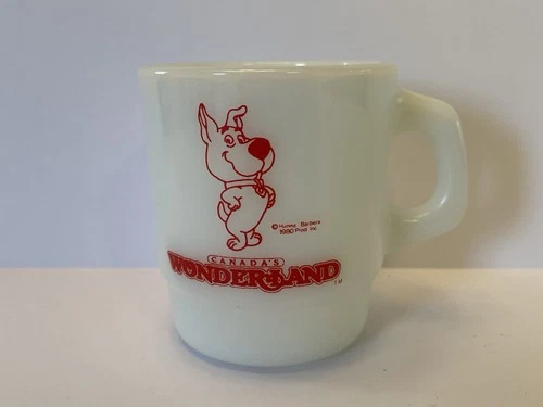 Rare Vintage Fire King Hanna Barbera Scrappy Doo Wonderland Canada Mug Mint