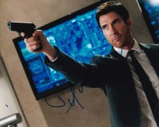 DYLAN MCDERMOTT signed Autogramm 20x25cm OLYMPUS HAS FAL in Person autograph