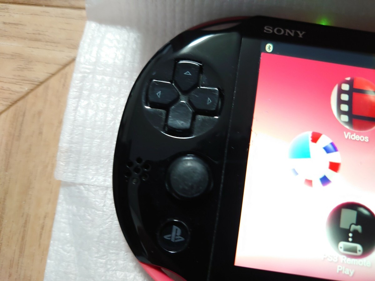 PS Playstation vita Wi-Fi model PINK BLACK PCH-2000 ZA15 box PS Playstation vita Wi-Fi model PINK BLACK PCH-2000 ZA15 box