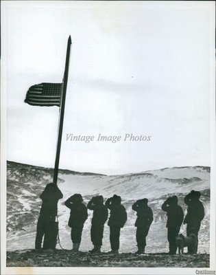 1959 Antarctica Mcmurdo Barren Landscape Us Navy Old Glory Flag Men Photo 7x9