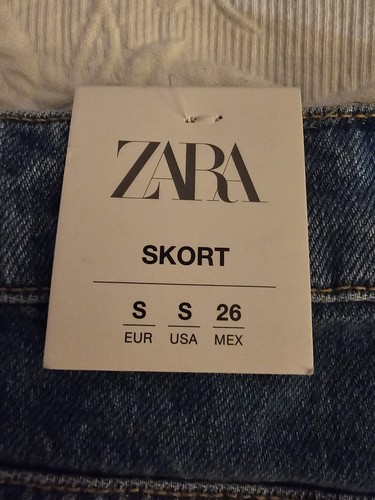 ZARA Denim SKORT taglia S vita alta asimmetrico bottone davanti invecchiato nuovo con etichetta retrò - Foto 9 di 15