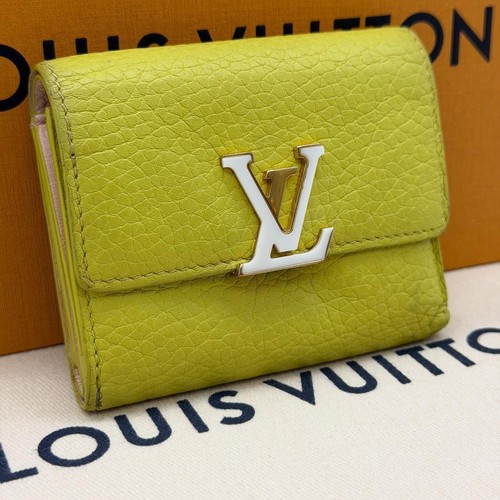 Louis Vuitton Three-Fold Wallet Portefeuille Capucines XS