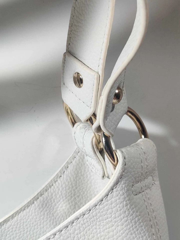 Bebe white and gold womens faux leather medium size purse - Image 2 of 4