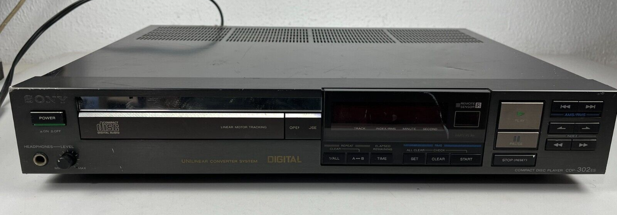 Vintage Sony CDP-302 ES Linear Converter system CD player 1984 Vintage Sony CDP-302 ES Linear Converter system CD player 1984