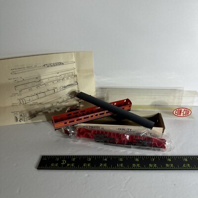 N Scale Con-Cor 4301P Southern Pacific Lines Daylight Car - NEW in Box #24