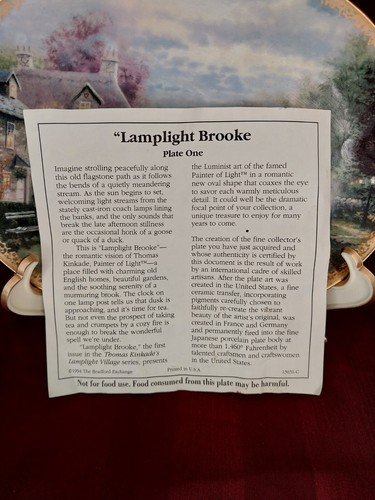 Thomas Kinkade's Lamplight Village Collector Plate Lamplight Brooke 1st Issue - Picture 2 of 5
