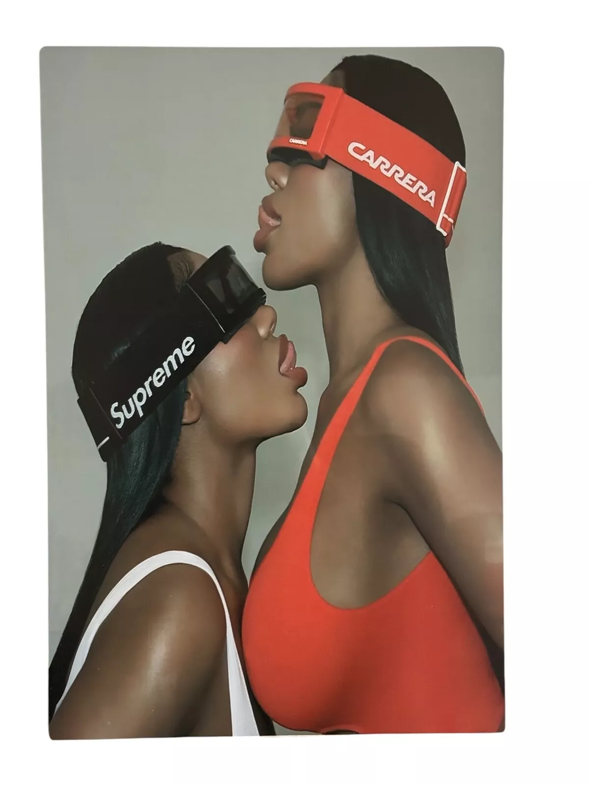 Maillot de bain Supreme Twin Babes modèles métal portrait 12 x 18 décoration art mural