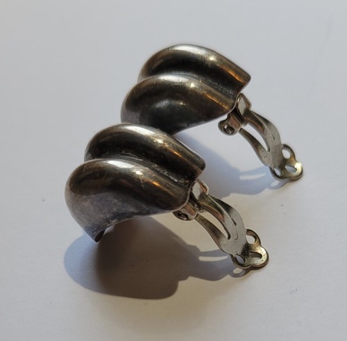 Vintage Sterling Silver TURE Wide Curved Design Hollow Clip On Earrings Signed - Picture 4 of 9