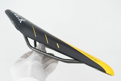 NOS FIZIK ARIONE R3 REGULAR YELLOW VINTAGE SADDLE SEAT RACING ROAD