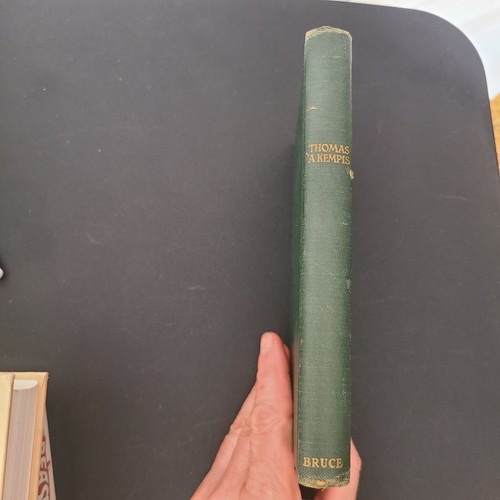 Thomas A Kempis THE IMITATION OF CHRIST 10th Printing 1951 Translated from Latin - Picture 2 of 15