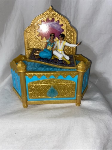 Disney Aladdin Princess Jasmine Musical Jewelry Box a Whole New World Sings