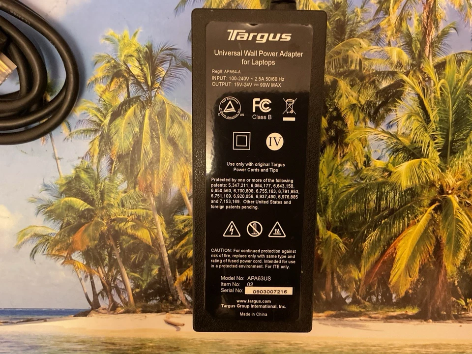 Targus 90W Universal Wall Power Adapter Laptop Charger APA63US 15-24V - Image 2 of 3