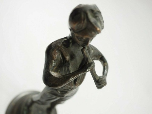 Vintage Boy Playing a Flute Bronze Sculpture 9.5" - Picture 4 of 5