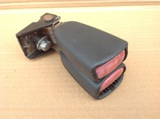 VOLVO V70 XC70 REAR DOUBLE SEAT BELT BUCKLE STALK CATCH 2000-2007  738703