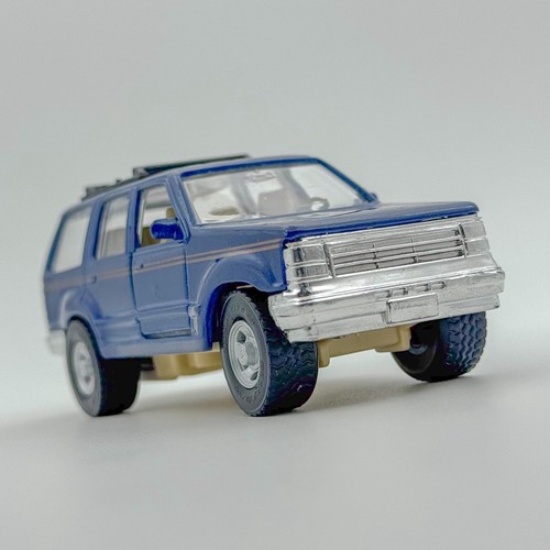 Maisto Trucks 1995 Ford Explorer Maßstab 1:42 Diecast Opening Doors blaue Box - Bild 3 von 8
