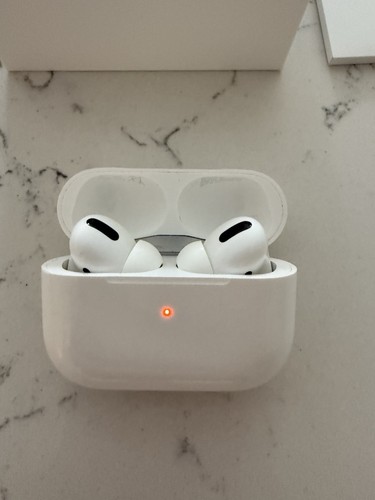 Apple AirPods Pro (1st Gen) w/ MagSafe Wireless Charging Case/Lightning Port - 第 4/7 張圖片
