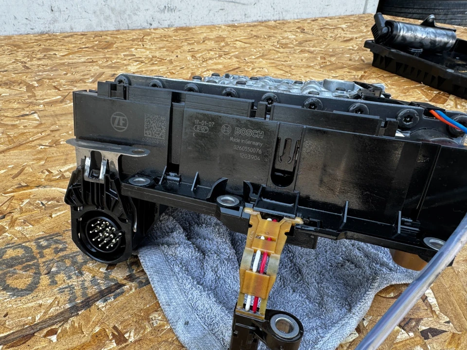 3.0 TRANSMISSION VALVE BODY CONTROL MODULE RWD JAGUAR XF XE OEM (2014-2019) - Image 4 of 4