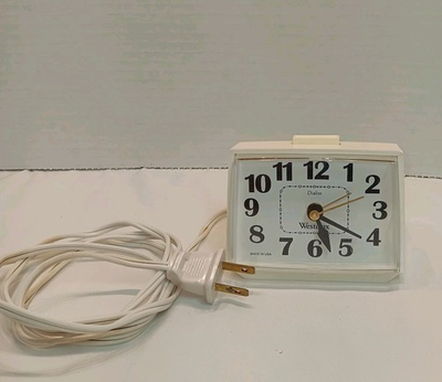 #ad Vintage Westclox Dialite Alarm Clock MCM Electric Model 22090 22540 USA Works $15.00