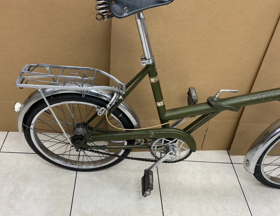 Bicicleta inglesa Raleigh Twenty rara 1970 carpeta 3 velocidades SOLO RECOGIDA LOCAL Foto 2 de 4