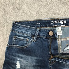 Refuge Shorts Womens Size 2 Destroyed Cut Off Denim Jean 2 Button Closure