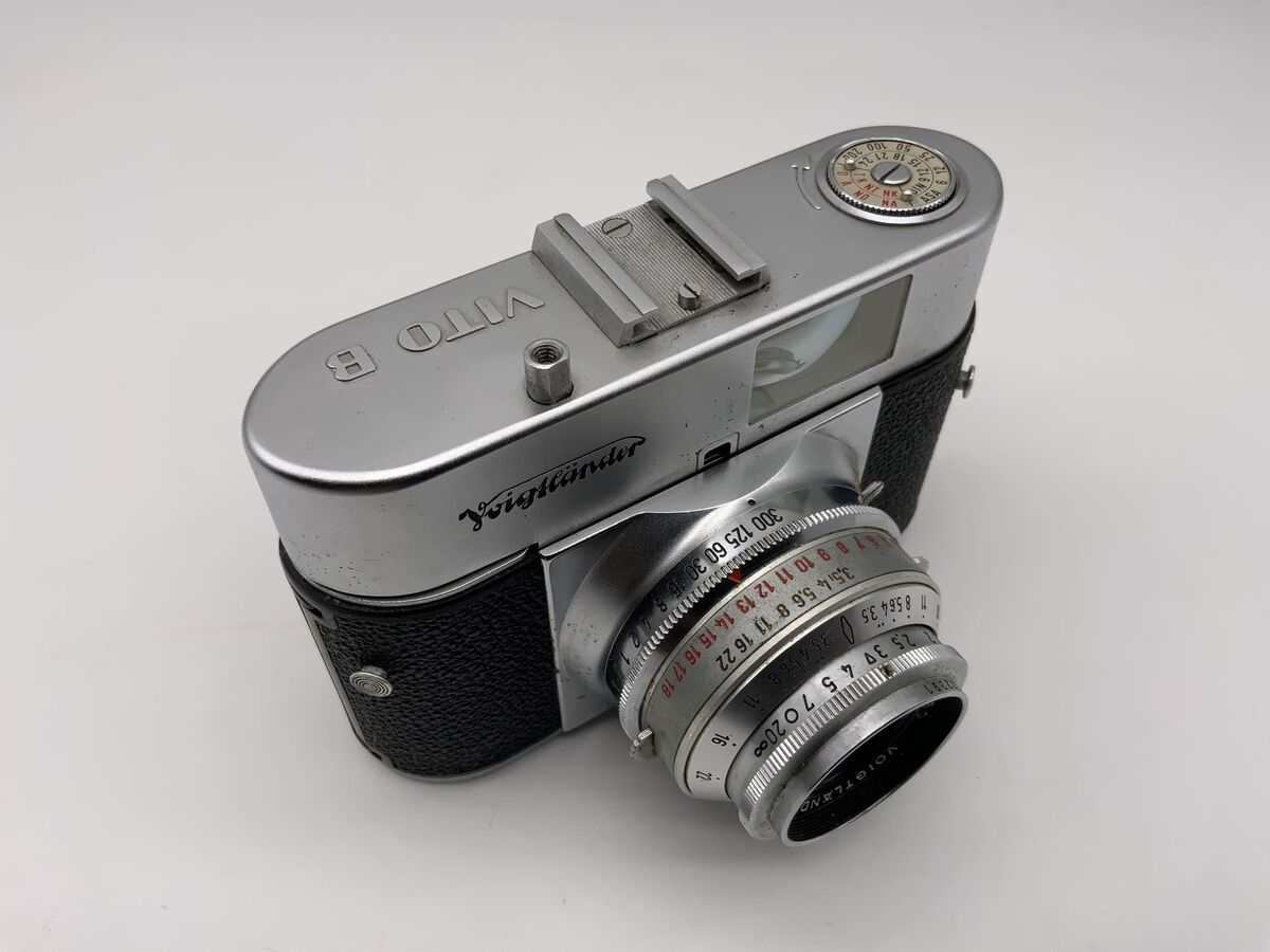 Voigtländer Vito B Compact Camera With Color Skopar 50mm 1:3 Voigtländer Vito B Compact Camera With Color Skopar 50mm 1:3