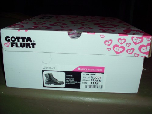 BOTAS DE COMBATE GOTTA FLURT CUERO NEGRO PATENTE RANURA URBANA HIPHOP TALLA 11 TOTALMENTE NUEVAS - Imagen 22 de 24
