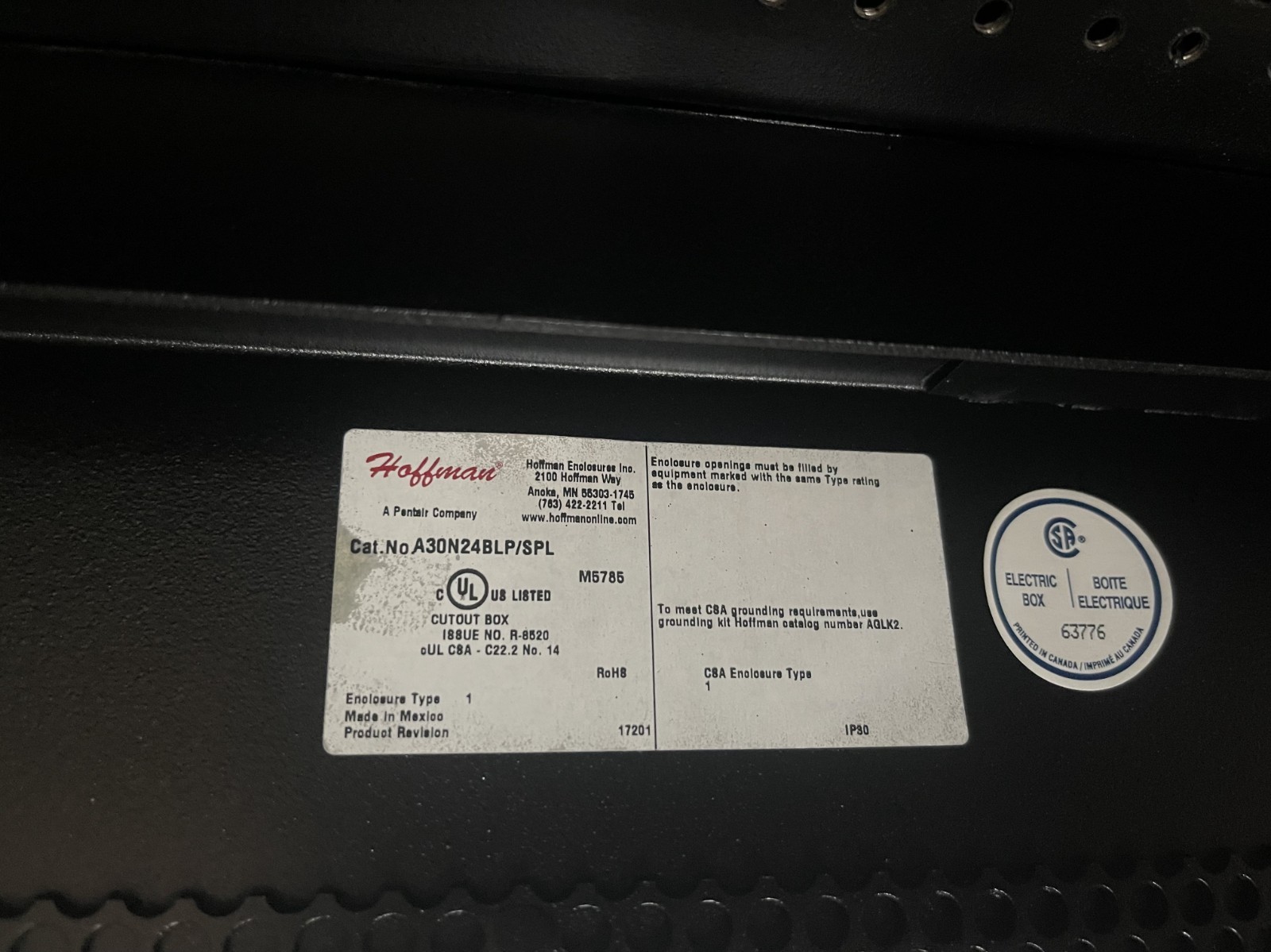 Hoffman 21" x 21" x 20" Wall Mounted Enclosure Cabinet Rack A30N24BLP/SPL