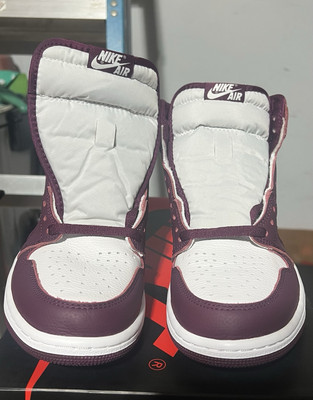 Air Jordan 1 Retro High OG Bordeaux Size 8 Men's 
