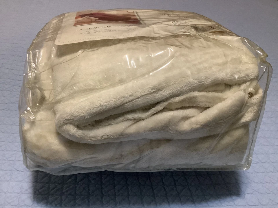 NUEVO Rachel Ashwell Simply Shabby Chic Marfil Terciopelo Loveseat Slipcover Foto 4 de 4