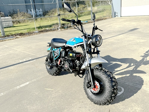 MB200X TrailMaster Hurricane Mini Bike Coleman Full sized REC-REG E-start BLUE - Picture 1 of 20