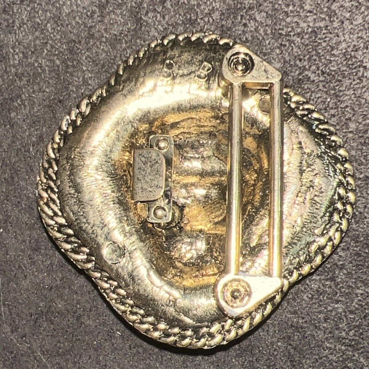 Gold Tone ROARING Lion