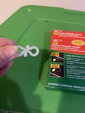 ❤️Lites Up Xmas Light Gutter ~ Shingles Hooks Box Of 40 NEW